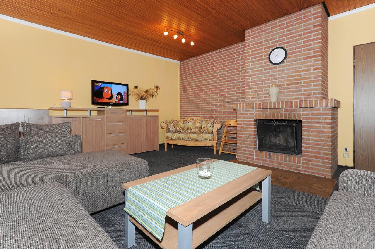 Friesenmeer Ferienwohnung Eins Бензерзиль Экстерьер фото